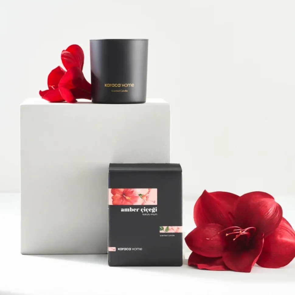 Amber Blossom Scented Candle 8x9.5cm, Red