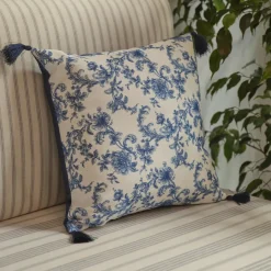 Karaca Home Rosario Tasselled Filled Cushion 45x45 cm, Blue & White