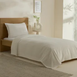 Karaca Leaves Wellsoft Blanket, Single, 150x200cm, White
