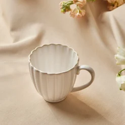 Karaca New Daisy Stoneware Mug, 230ml, White