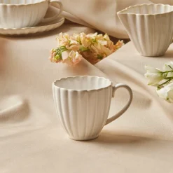 Karaca New Daisy Stoneware Mug, 230ml, White