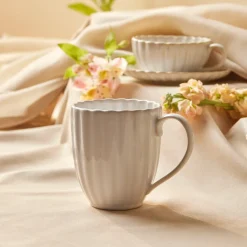 Karaca New Daisy Stoneware Mug, 410ml, White