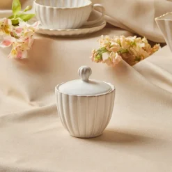 Karaca New Daisy Stoneware Sugar Bowl, 230ml, White