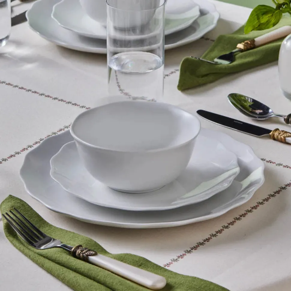 Karaca Scalloped 18-Piece Porcelain Dinner Set for 6 People, White