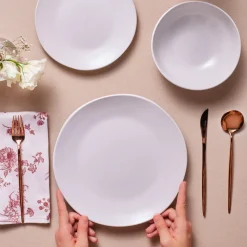 Karaca Scarlet 18-Piece Stoneware Dinner Set for 6 People, White