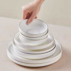 Karaca Stream Bone China Saturn 24-Piece Dinner Set for 6 People, Gold